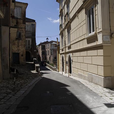 Diverso Apartment Caiazzo Esterno foto
